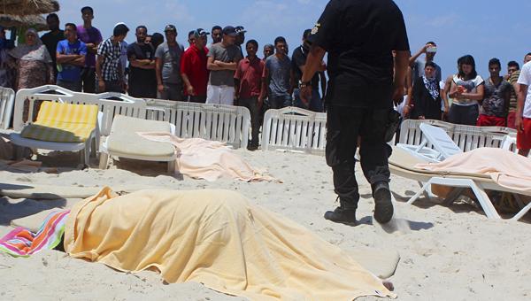 3 فيديوهات توثق هجوم كورنيش سوسة بتونس