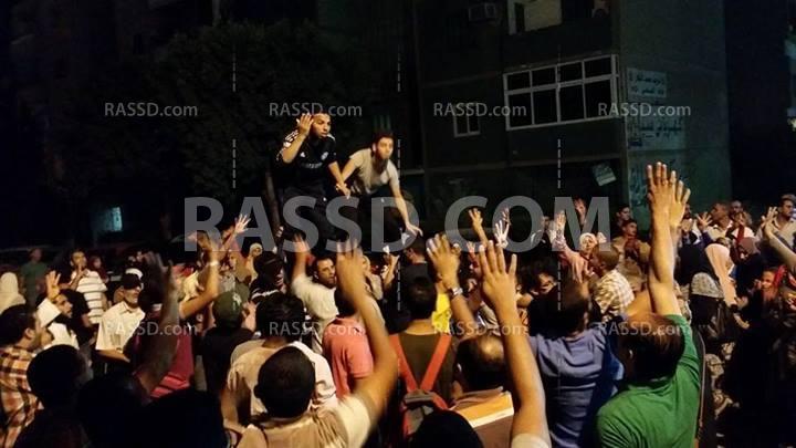 مسيرة ليلية بـ”مدينة نصر” تنديدًا بالاعتداءات على المعتقليين