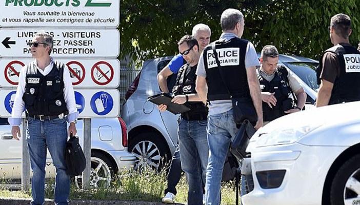 فرنسا تستجوب المشتبه بتنفيذه هجومًا على مصنع للكيماويات