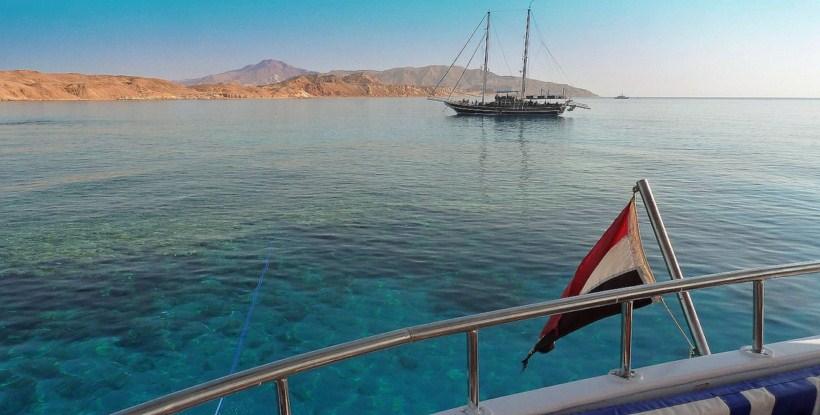 دعوى قضائية جديدة بمصر لوقف تسليم «تيران وصنافير» للسعودية