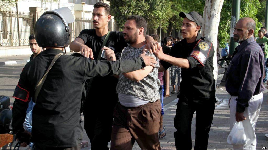 بالأسماء.. اعتقال 15 من معارضي النظام بالمنوفية