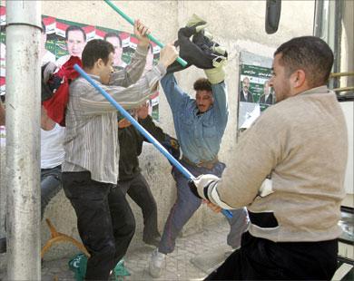 تحطيم مدرسة ببني سويف على أيدي البلطجية