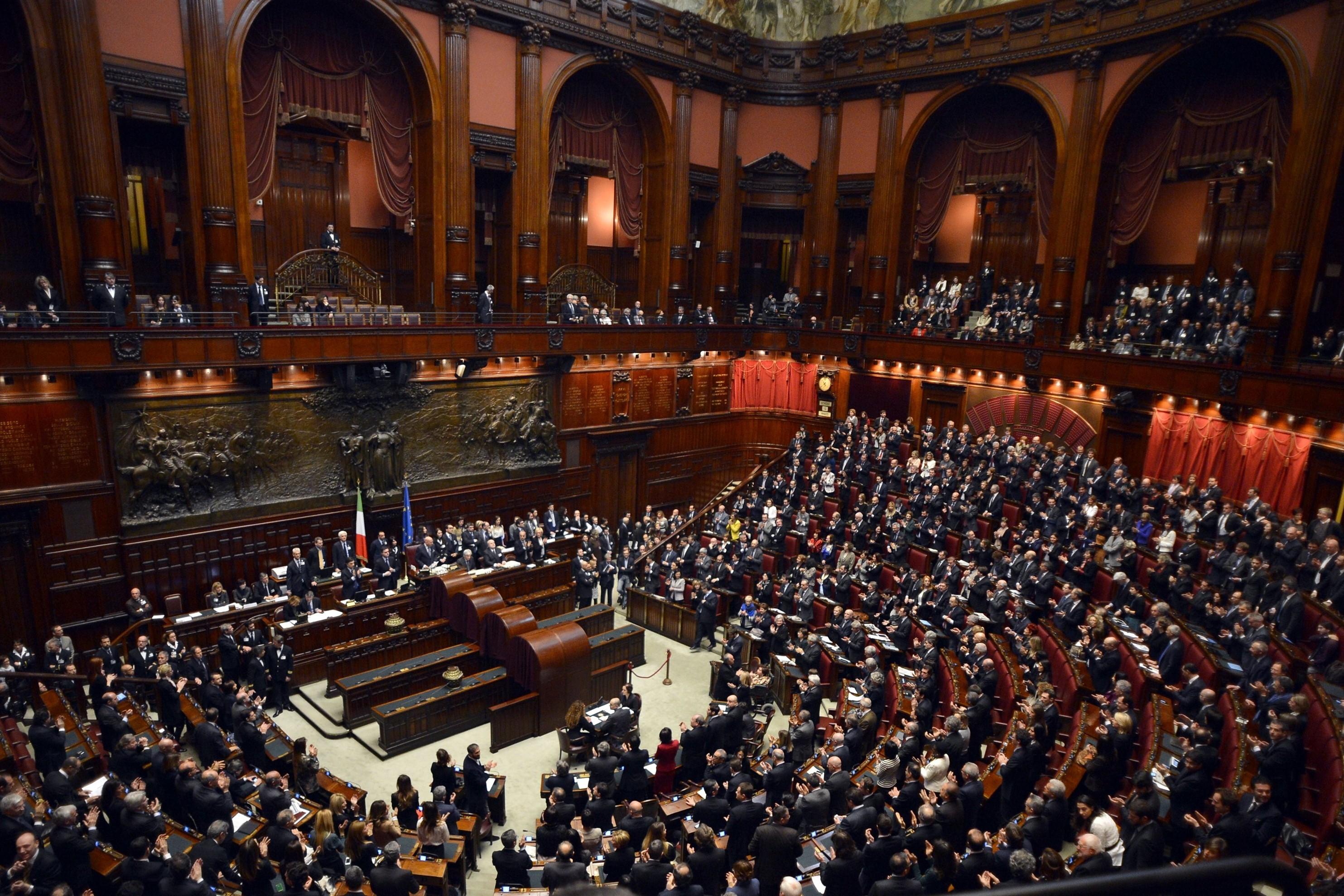 بسبب ريجيني.. إيطاليا تقرر وقف تزويد مصر بقطع غيار طائرات إف – 16