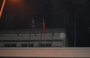 الأقصر .. صبغ علم المحافظة باللون الأحمر