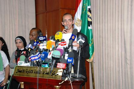 30 يونيو: سلاسل بشرية من الشوري إلي الاتحادية في مليونية  الإصرار