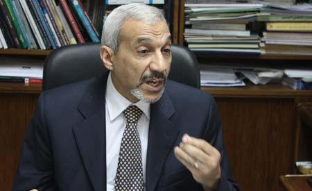 خبير استراتيجي: السياسيين علي الساحة ليسوا علي قدر المسئولية