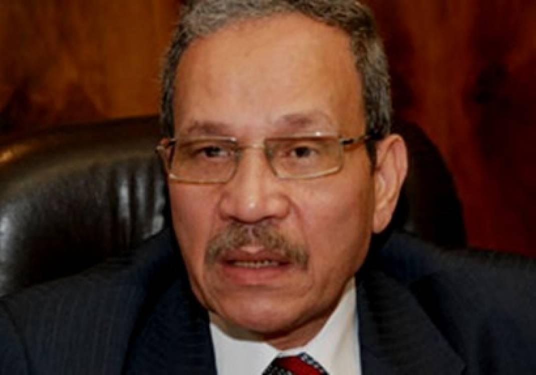 عضو بالنواب يحذر الحكومة من عواقب تطبيق التوقيت الصيفي بعد العيد