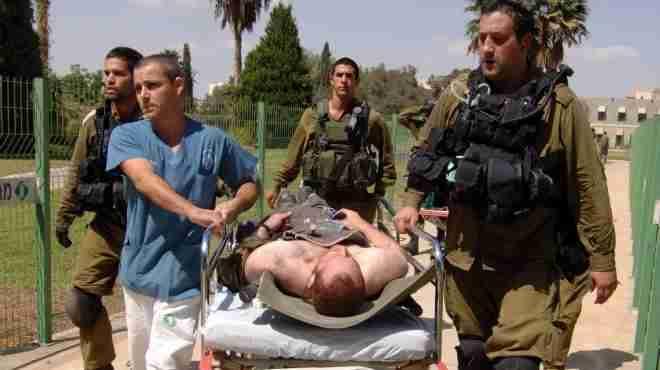 إصابة جندي صهيوني إثر قذيفة صاروخية من “غزة”