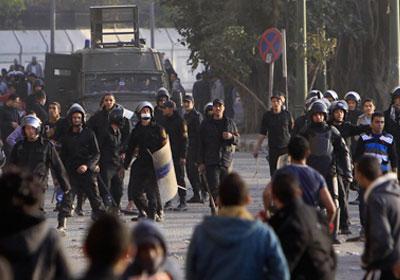 اشتباكات بين مؤيدى مرسى و الشرطة بأسيوط