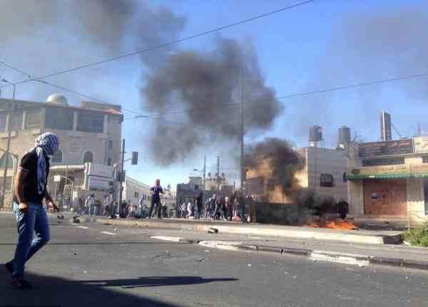 الصواريخ تنهال على الصهاينة من غزة واستمرار للمواجهات بالضفة