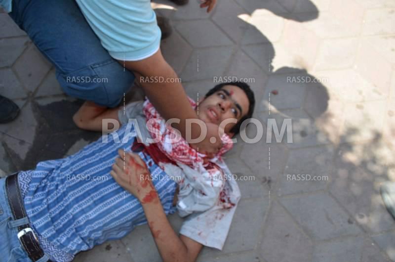 ‏عاجل..  الشرطة تحاول فض مسيرة “خاتم المرسيلين ” بالعنف