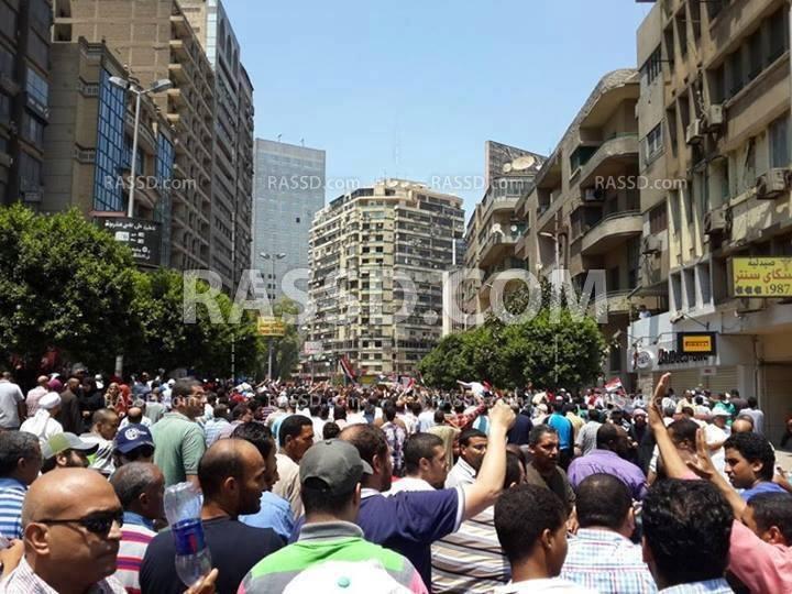 عشرات الالاف يخرجون بمسيرة من “خاتم المرسلين”