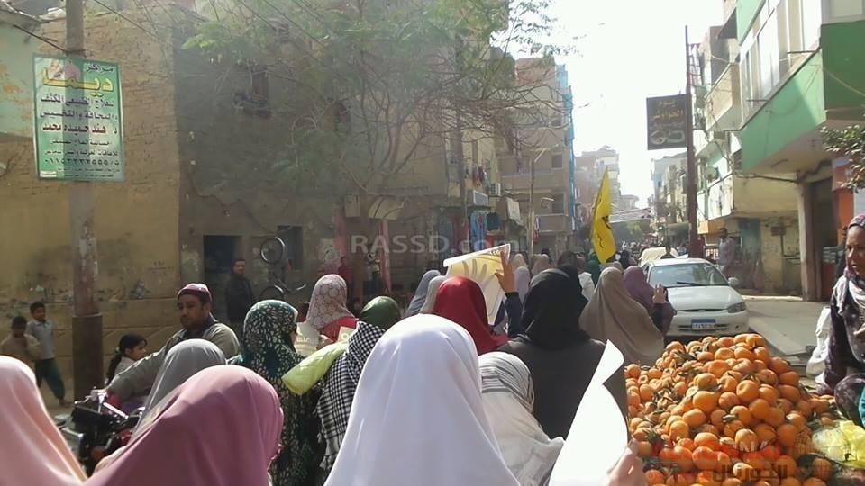 إصابة عدد من معارضات حكم العسكر ببني سويف برصاص البلطجية