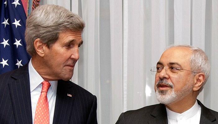 كيري يطلب من ظريف الدعاء في ليلة القدر لإنجاح المفاوضات