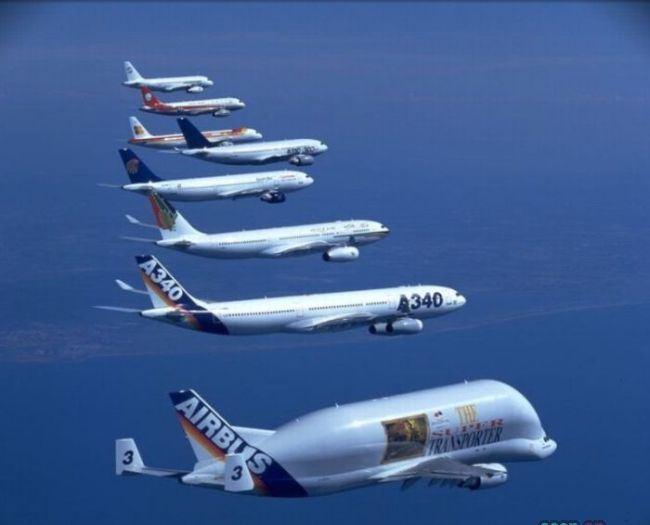 وزراء الانقلاب يطيرون  للإمارات بحثًا عن مساعدات