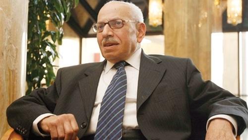 بلاغ يتهم أبو المجد بالتواصل مع جماعة الإخوان المسلمين