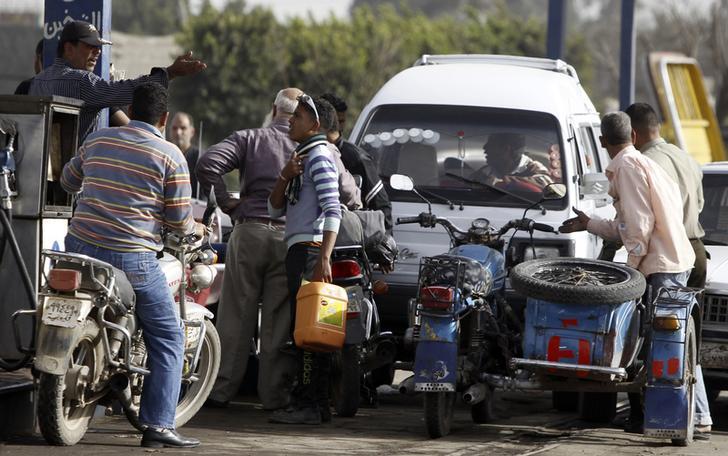 قوى سياسية تطالب بإلغاء قرارات رفع الأسعار