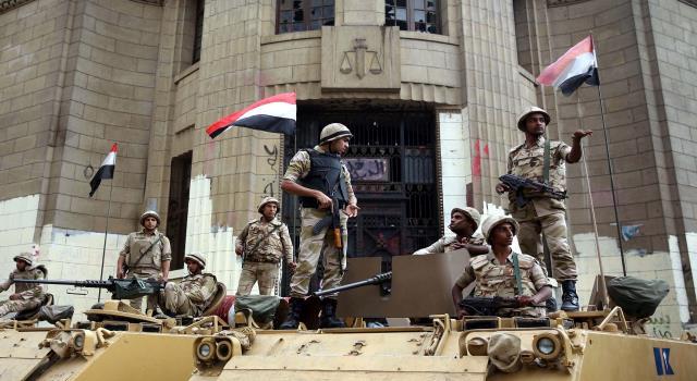 معهد دراسات إفريقي: القضاء المصري امتداد للنظام العسكري