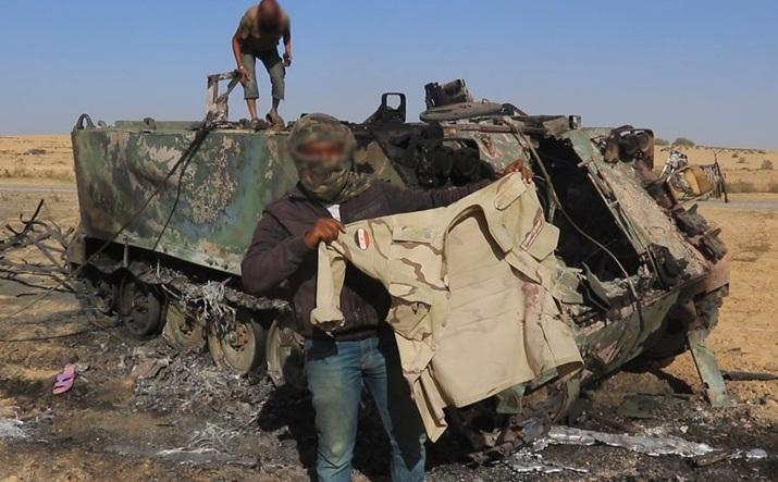 بعد تبني تنظيم الدولة الهجوم.. أنباء عن اختطاف جنود مصريين من رفح