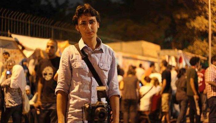 أحمد عاصم .. شهيد مذبحة الحرس والتهمة “مصور صحفي”