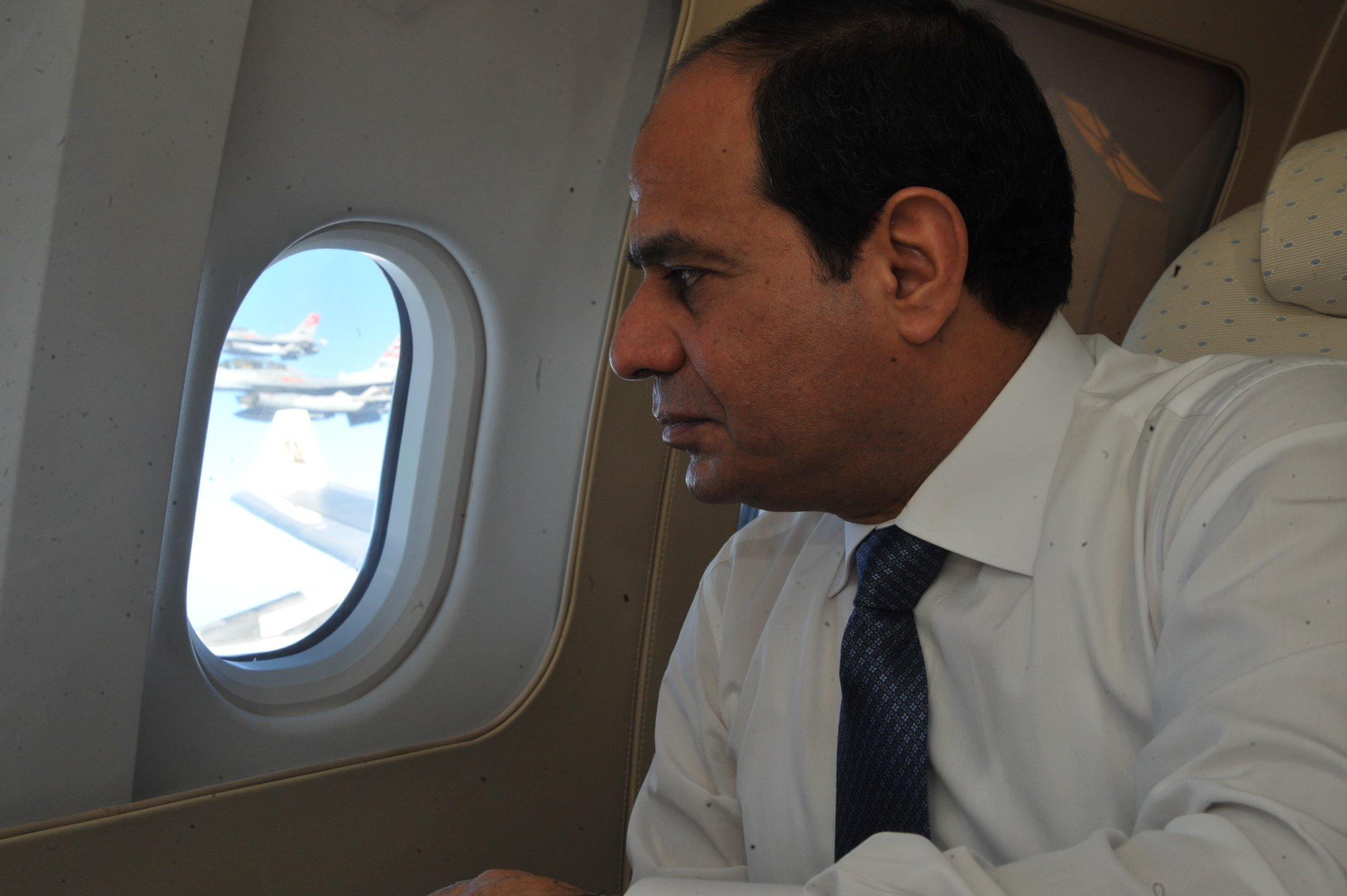 رويترز: السيسي لا يستفيد من الماضي ويزيد القمع