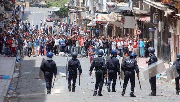 بعد أحداث غرداية.. مراقبون: الجزائر لن تغرق بسبب “لعاب طفل”