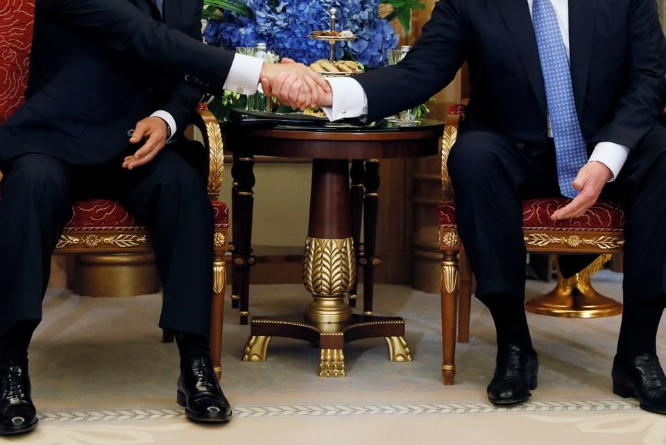 أصدقاء مصر.. السيسي يتعاقد مع شركة أميركية رائدة في خدمات التجسس