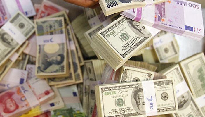 استقرار الدولار.. ارتفاع الذهب.. ثبات مواد البناء