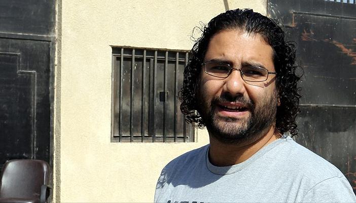 براءة علاء عبد الفتاح من تهمة إهانة الداخلية