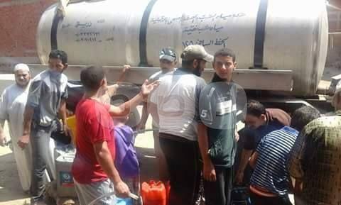 بالصور.. أحياء المطرية بدون مياه والأهالي: الفاتورة عالية