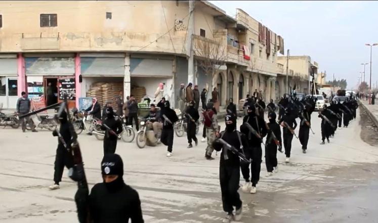 هآرتس: إسرائيل أصبحت حليفًا محتملا للعرب في مواجهة إيران وتنظيم الدولة