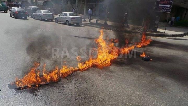 طلاب مدينة نصر يقطعون طريق زاكر حسين