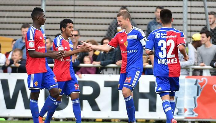 الأهلي يسعى للتعاقد مع نجم بازل السويسري