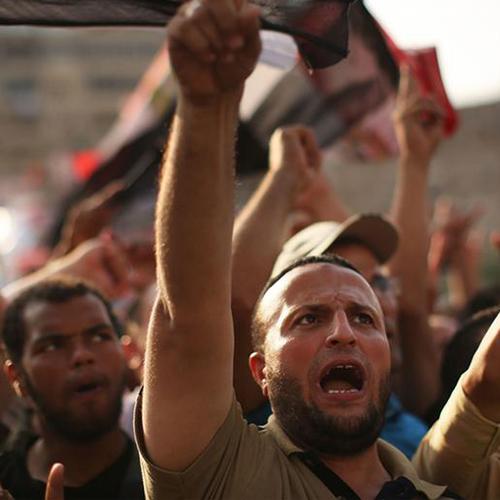 خبير ألماني: إسرائيل تتمنى دعم أمريكا للانقلاب في مصر