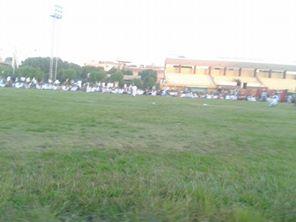 إمام بقنا يكبر تسعًا بدلاً من سبع ويختلق روايات كاذبة عن الرسول