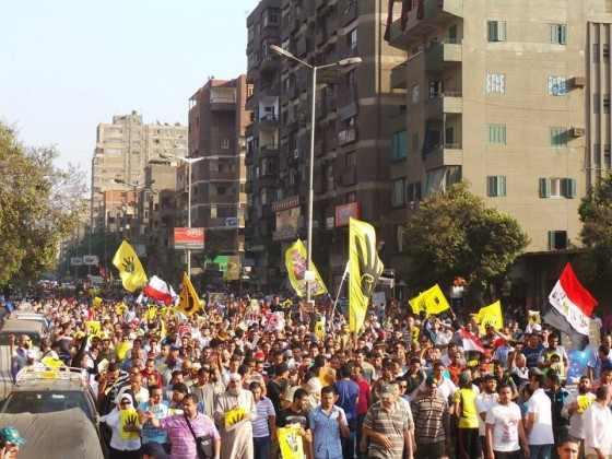 مسيرة حاشدة بالمهندسين فى أسبوع ” العسكر يسحق الفقراء”