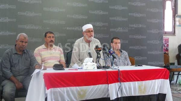 “عمال وفلاحون ضد الانقلاب” يطالبون بعودة الرئيس المنتخب