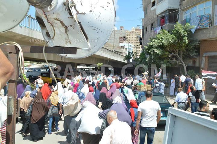 قوات الانقلاب تعتدي على متظاهري الرمل بالإسكندرية