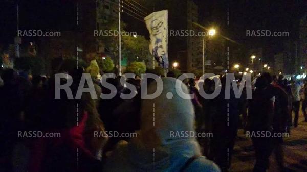 تظاهرة ليلية حاشدة في “المنصورة”