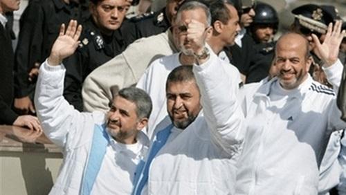 الانقلاب يشن حملته الشرسة ويستمر بالتحفظ على شركات الإخوان