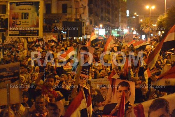 مئات الآلاف على كورنيش الإسكندرية لتأييد مرسي