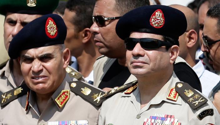 بالتفاصيل.. الخلاف بين السيسي وصبحي وعدم ثقة الأول في المخابرات العامة