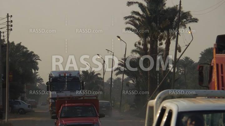 رصد أعمدة إنارة مضاءة في وضح النهار بالمريوطية