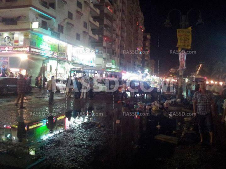 قطع للطريق بالهانوفيل بسبب الصرف الصحي وتجاهل المسؤولين