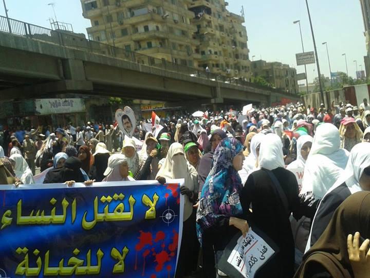 مسيرة بالآلاف لـ «حرائر مصر» تتجه لوزارة الدفاع