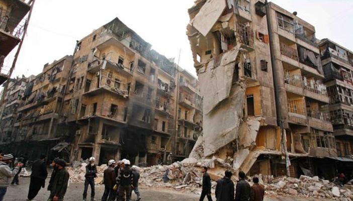 طيران بشار يحصد أرواح 15 شخصًا بقصف جوي على حلب