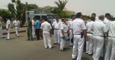 اعتقال 26 من رافضي الانقلاب في 7 محافظات