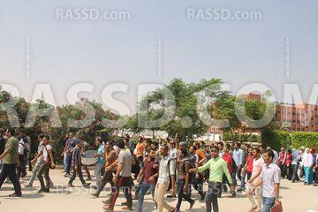 طلاب “العاشر” ينددون باقتحام قوات الانقلاب لمعهدهم