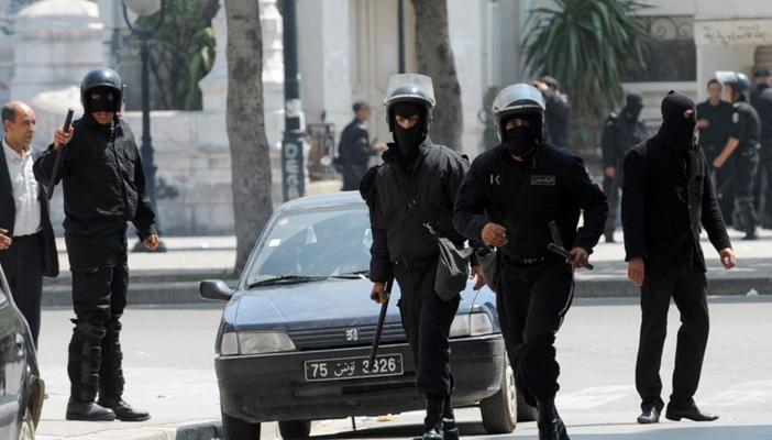 اعتقال 7 أشخاص بحوزتهم تجهيزات لصناعة الأسلحة بتونس