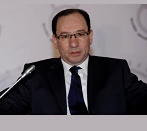 قنديل: ما حدث ليس انقلاباً عسكرياً .. بل «ثورة الكوميديا»